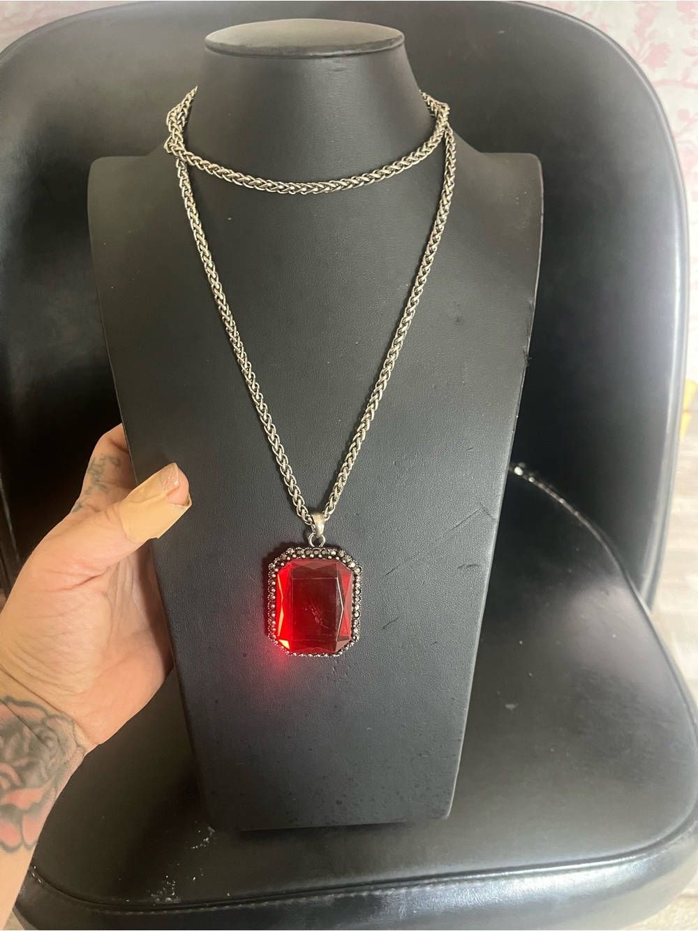 paparazzi Silver-Tone Necklace with Bold Red Rectangular Pendant